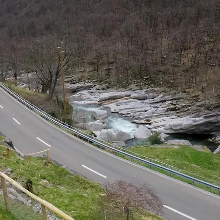 Casa Bianca By Quokka 360 - Two In Val Verzasca Lavertezzo